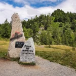 Monumento-del-passo-del-mortirolo